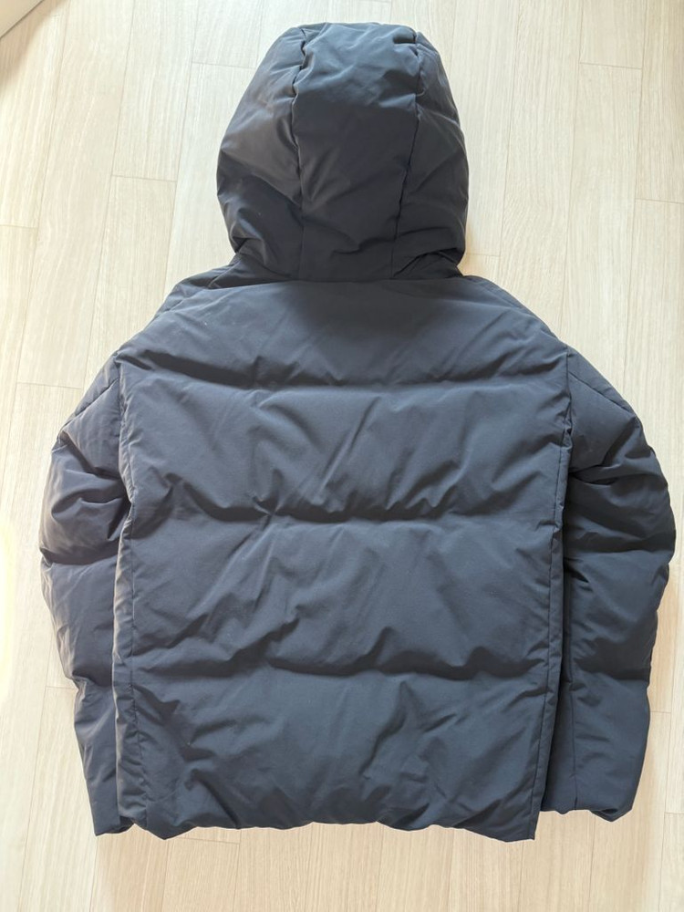 유니클로 심리스 다운자켓 여성M--1