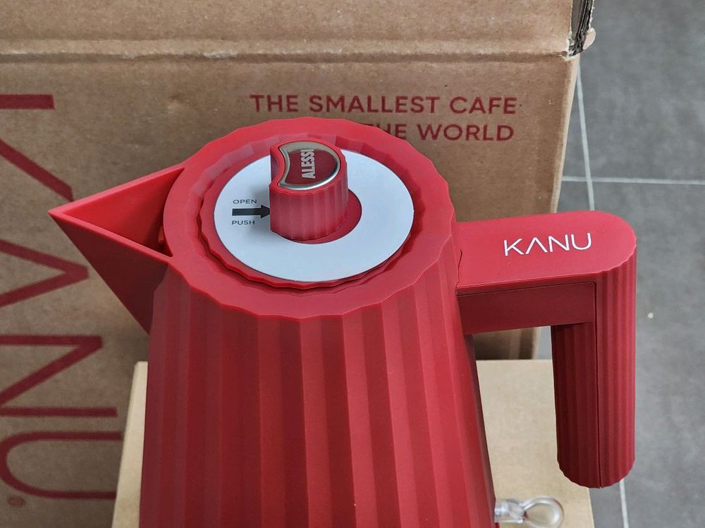 알레시 플리세 전기 주전자--1