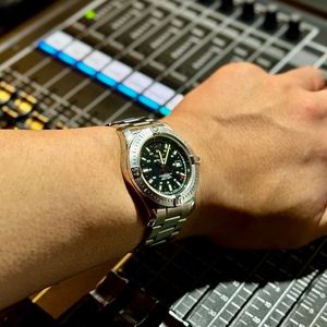 브라이틀링 콜트 A17388 44mm 오토매틱 풀박스