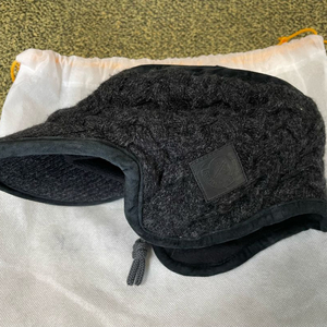 몽클레에 방한모자