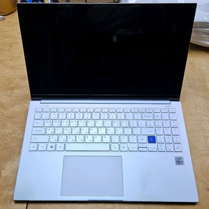 갤럭시북 이온 부품용 NT950XCR