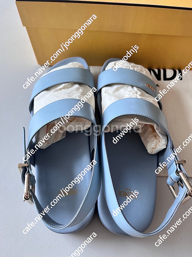 정품 펜디 여성 샌들 36(235)--4