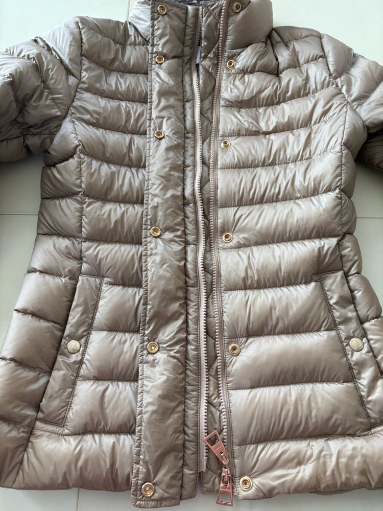 버버리 여성 경량 다운 패딩(사이즈 1)--5