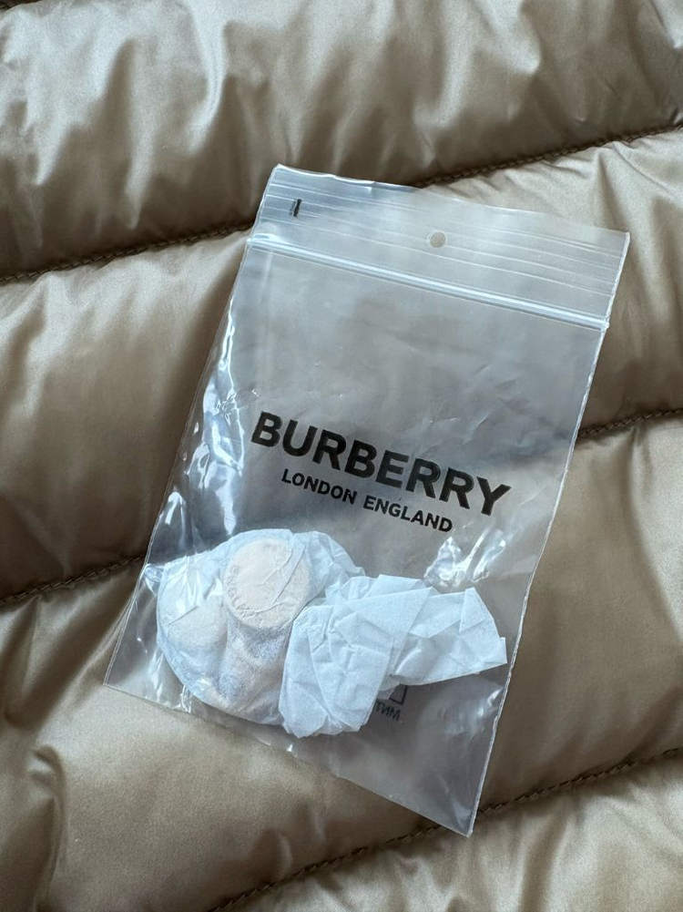 버버리 여성 경량 다운 패딩(사이즈 1)--8