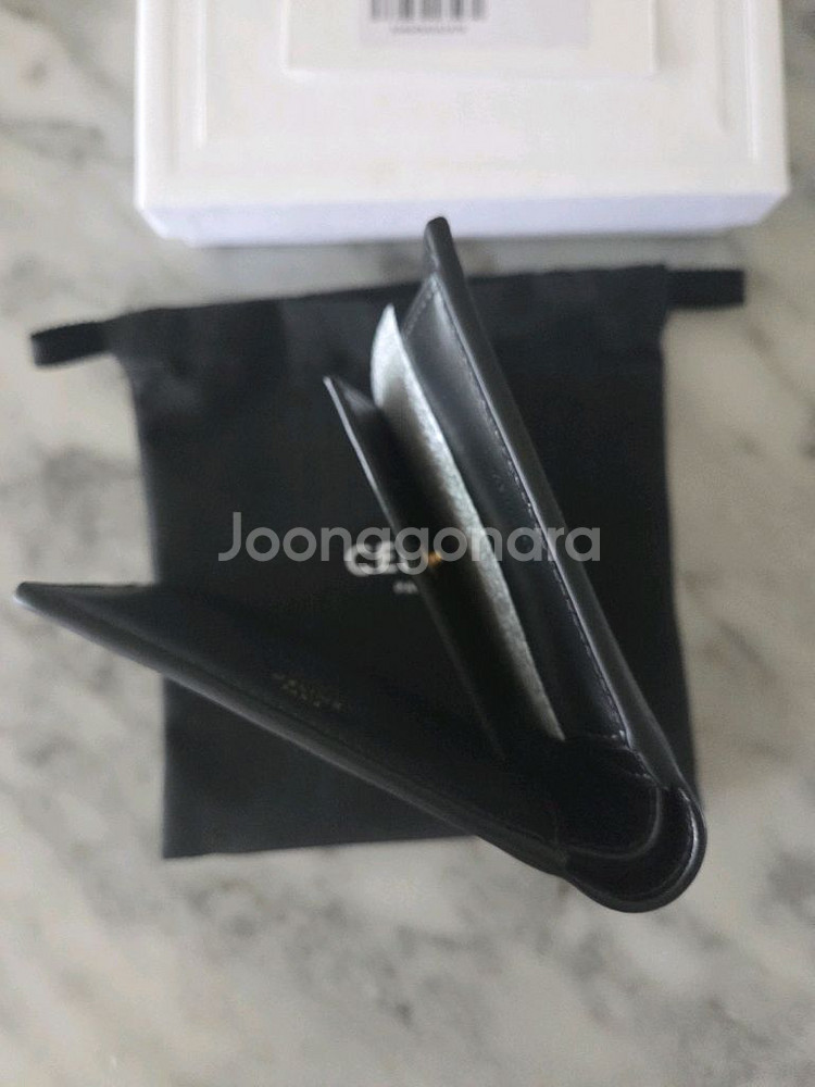 celine 셀린느 트라옹프 반지갑 새상품급--4