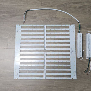 거실등 LED 조명(4000k) 기판, 안정기 팝니다.