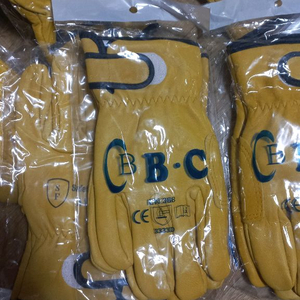 용접 장갑3가지 83개 일괄 20만원