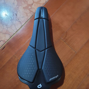 프롤로고 스크래치 M5 안장 카본 140mm