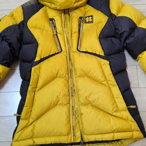 코오롱 스포츠 구스다운 여성용 패딩 S사이즈(85)ㅡ이민정 옷