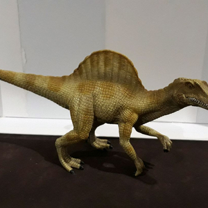 스피노사우루스 공룡피규어