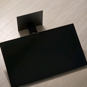 Dell U3219Q 32인치 4K 모니터 IPS패널