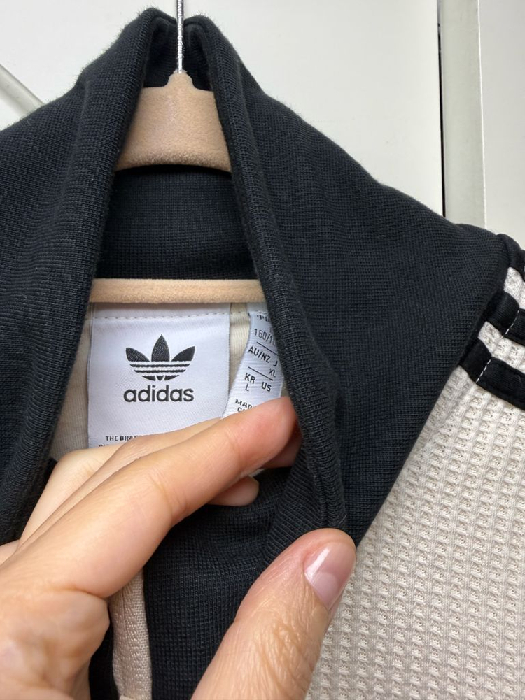 아디다스 와플집업 상의 이미지