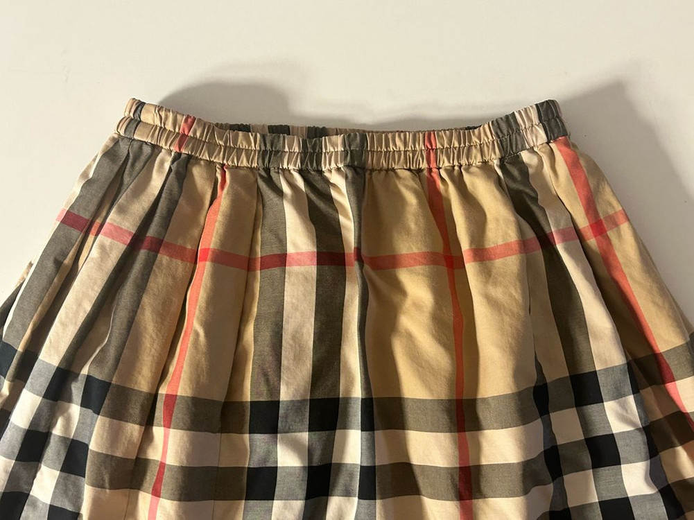 버버리 키즈 체크스커트(14y)--1
