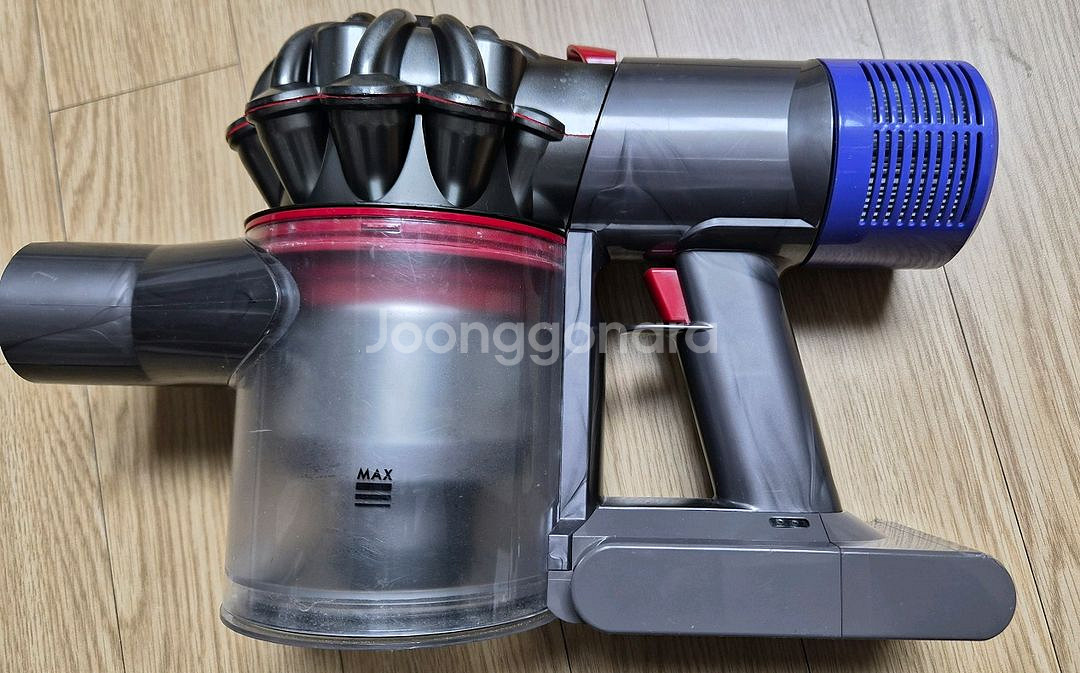 깨끗하게 세척한 다이슨 무선 청소기 V8(24분 연속동작)--4