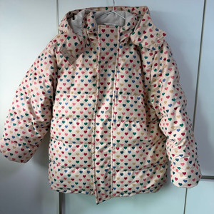 콩제슬래드 하트 패딩 7-8Y