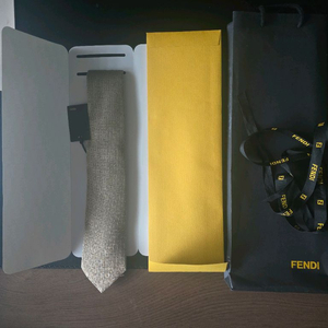 펜디 넥타이 (새상품)