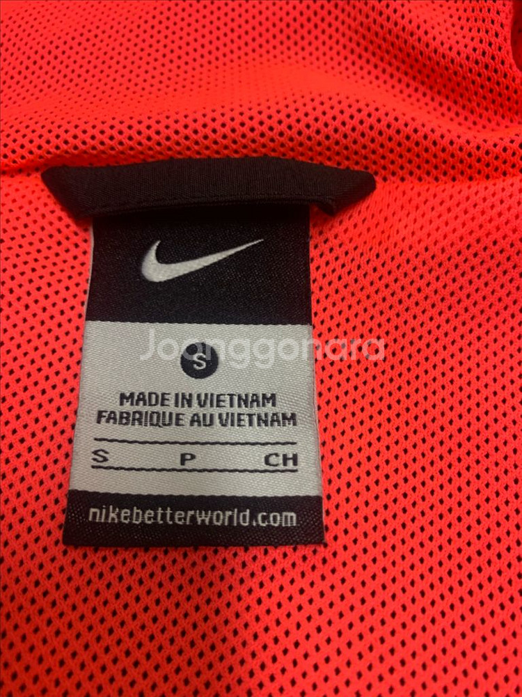 나이키 키즈 두꺼운 잠바 (두꺼운 바람막이)--1