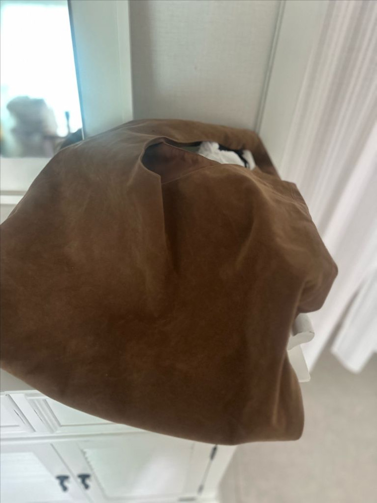 브라운 스웨이드 숄더백 호보백--3