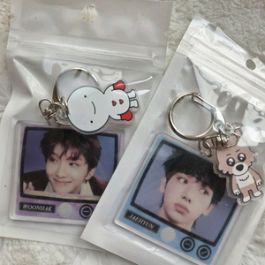 새상품 보넥도 boynextdoor 키링 열쇠고리 명재현 김운학