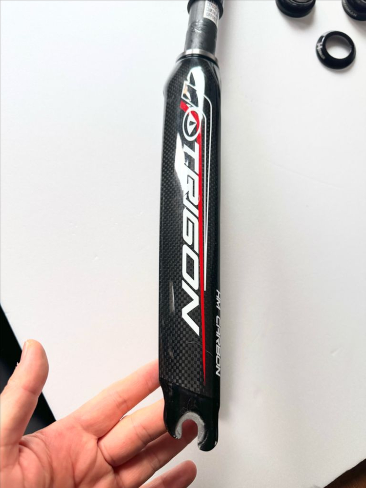 Trigon carbon fork. 트리곤 451 카본포크 이미지