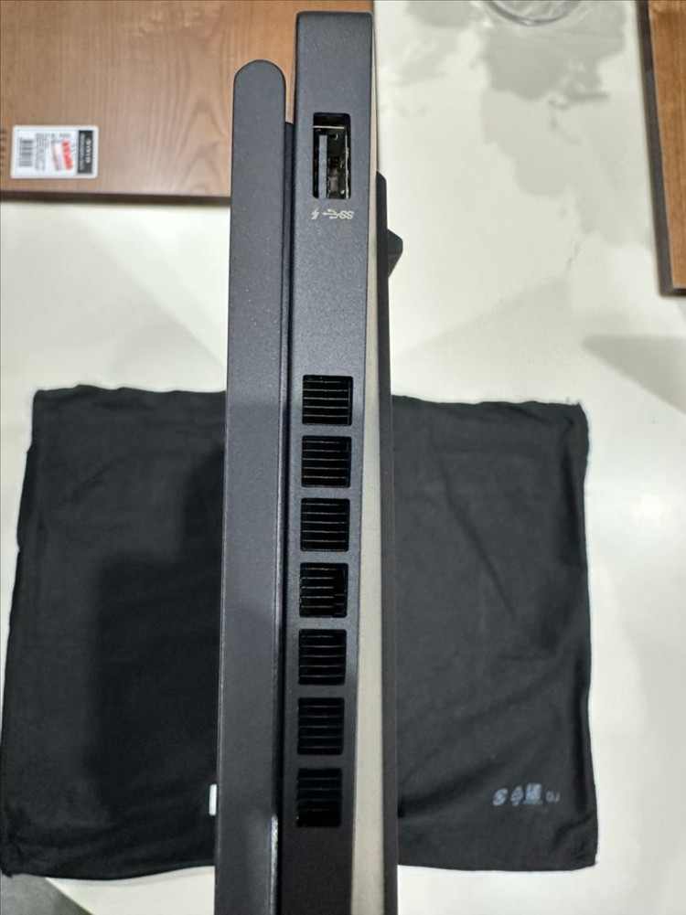 오멘16 라이젠 7840hs / rtx4060 / 512gb / 16gb 판매합니다.--6