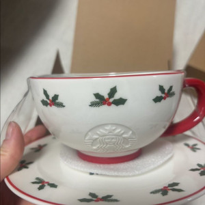 스타벅스 홈스위트홈 크리스마스 엠디 md 머그앤소서