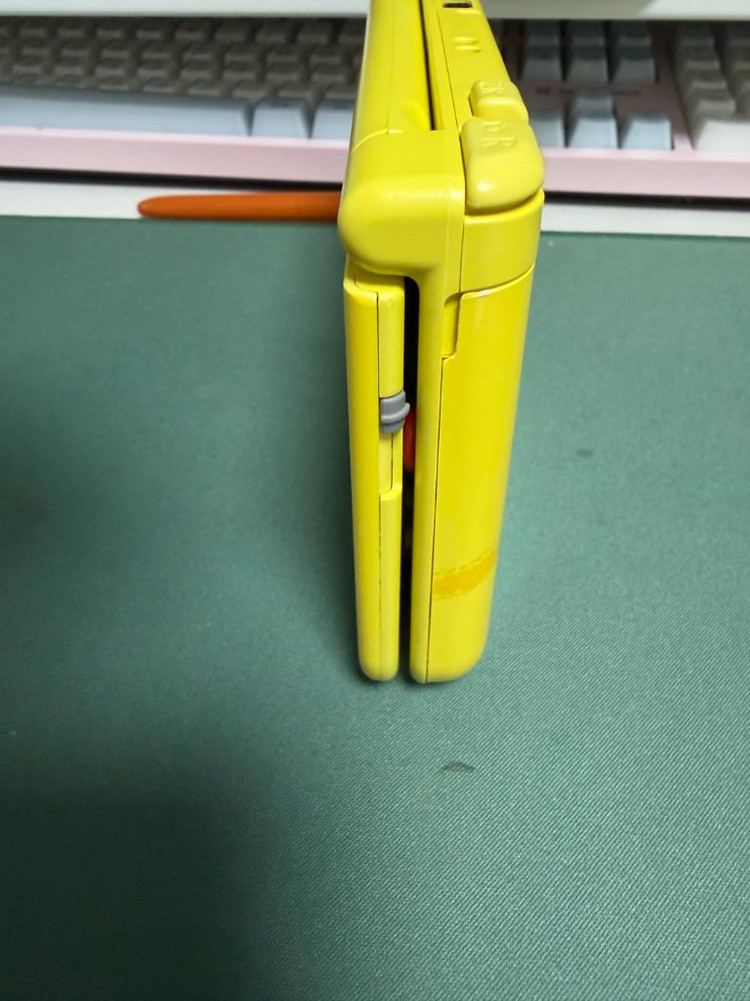 닌텐도 new 3ds xl 피카츄 에디션(뱅크무버) 이미지