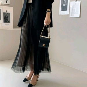 데일리룩 디오르샤샤스커트M