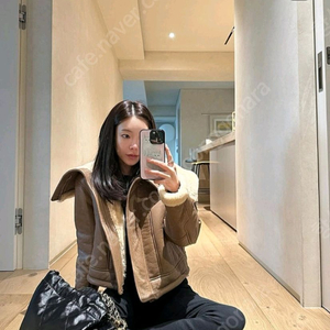 피프틴엠 무스탕 이미지