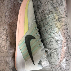 나이키 사브리나 3 EP 남자 280 여자 285