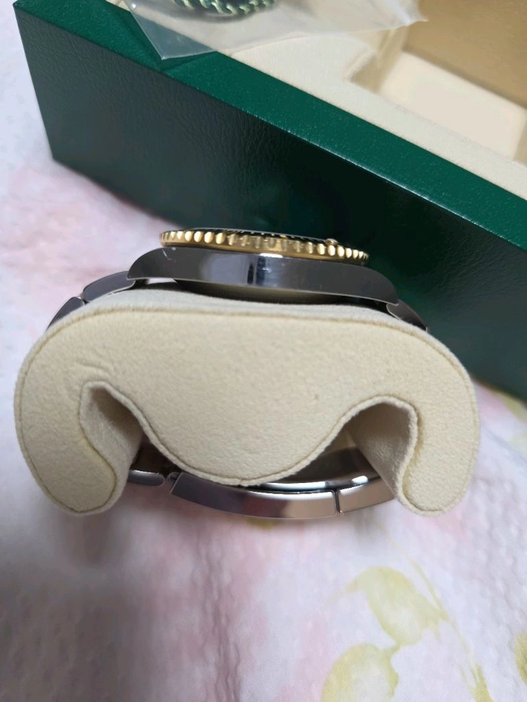 롤렉스서브마리너 흑곰 40mm 시계 이미지