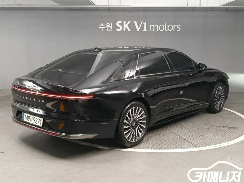 [현대]그랜저 (GN7) 가솔린 2.5 2WD 캘리그래피 (5인승) #가을특가 이미지