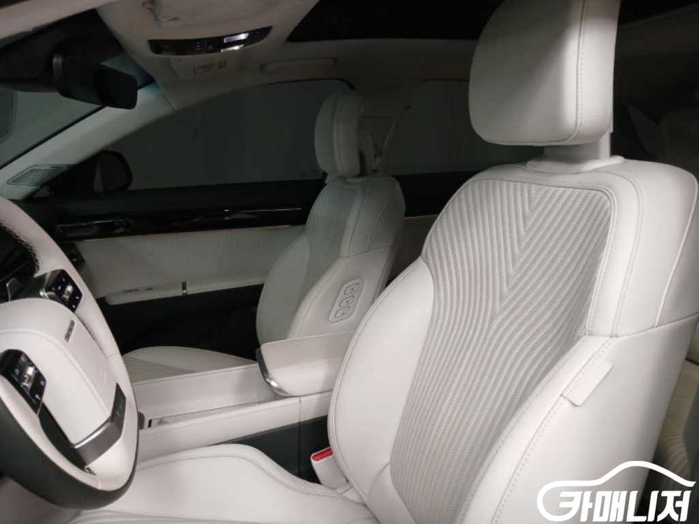 [현대]그랜저 (GN7) 가솔린 2.5 2WD 캘리그래피 (5인승) #가을특가 이미지