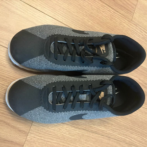 나이키 코르테즈 라이트 230