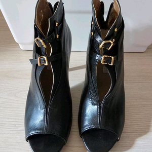 오픈토 앵클부츠