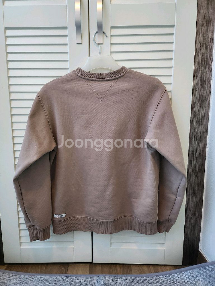 (새상품)뉴발란스 기모 맨투맨 M사이즈 95사이즈--1