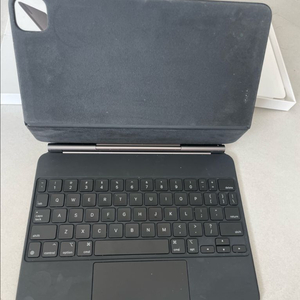 애플 아이패드 매직키보드 (a2261) 11인치