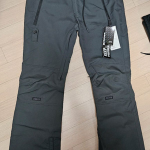 (새상품)디미토 스노우보드팬츠 베이직 차콜 XL사이즈 팝니다