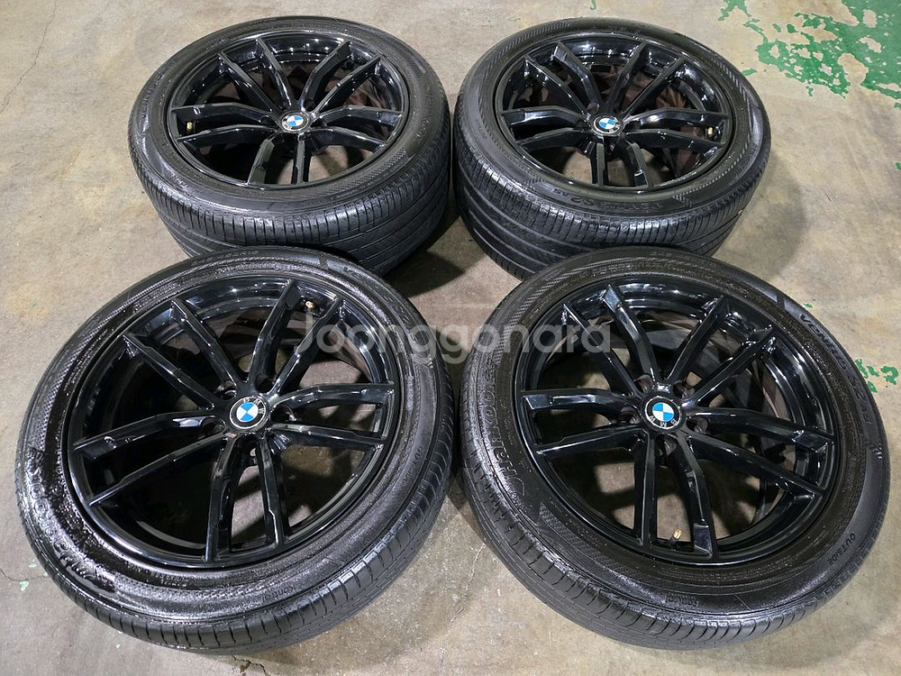Bmw G30 5시리즈 662M 블랙 18인치 휠타이어--0