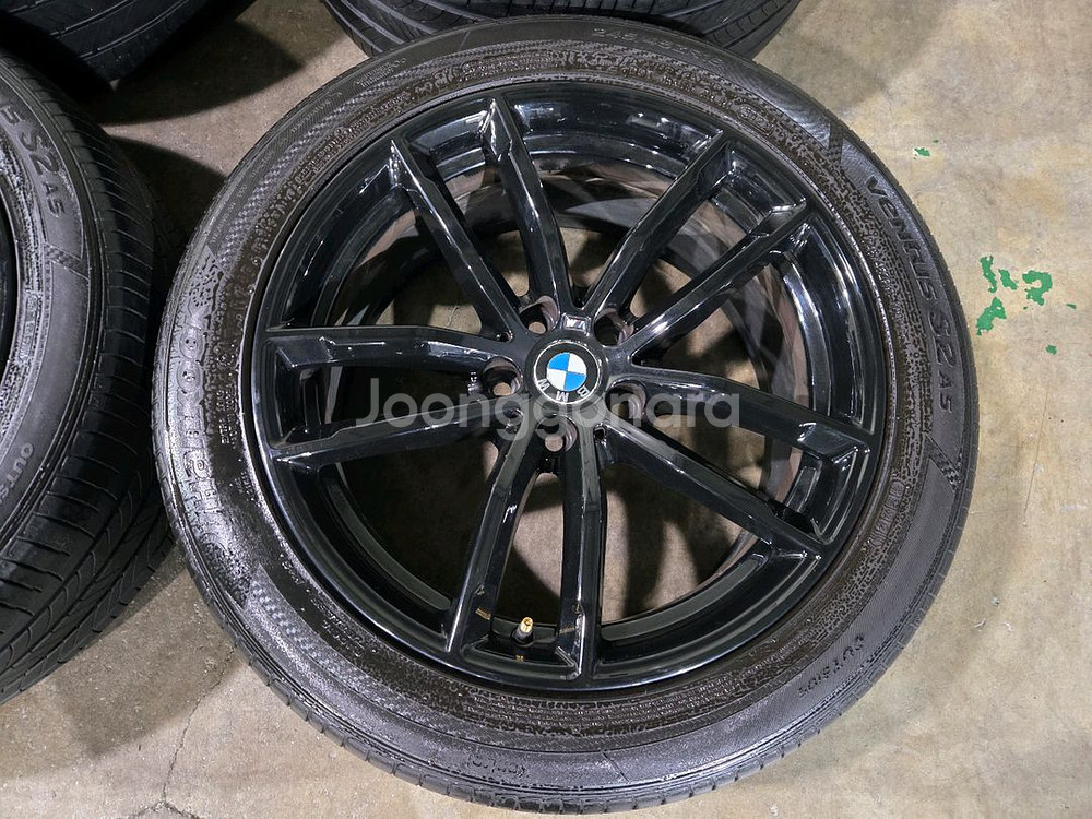 Bmw G30 5시리즈 662M 블랙 18인치 휠타이어--4