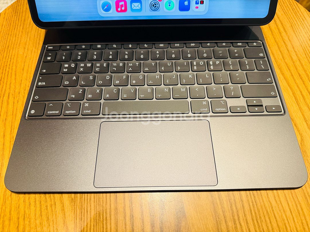 아이패드 프로13 매직키보드 정품 (M4/M5공용)--1