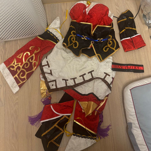 롤 캐릭터 코스프레 의상 세트 (시네마틱 아리, kda 등등) 4가지 이미지