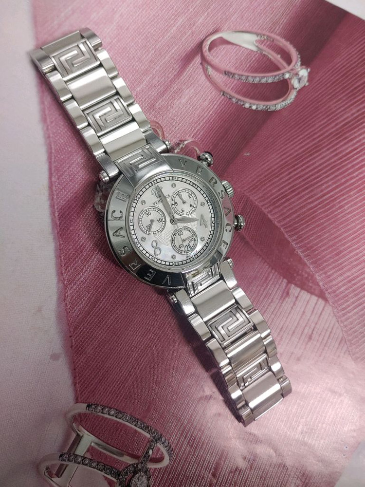 베르사체 다이아 자개판 크로노메탈시계(공용) 이미지