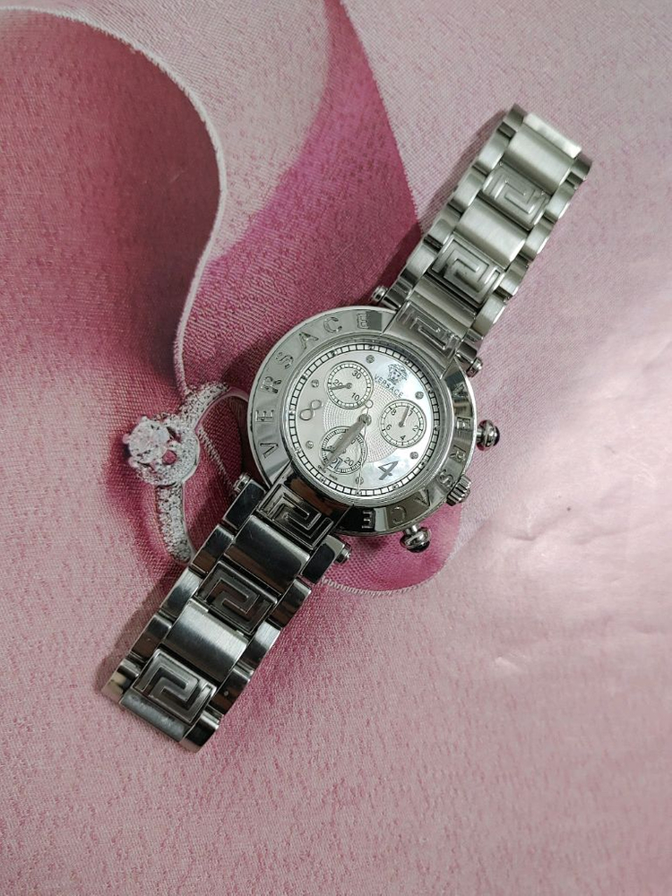 베르사체 다이아 자개판 크로노메탈시계(공용) 이미지