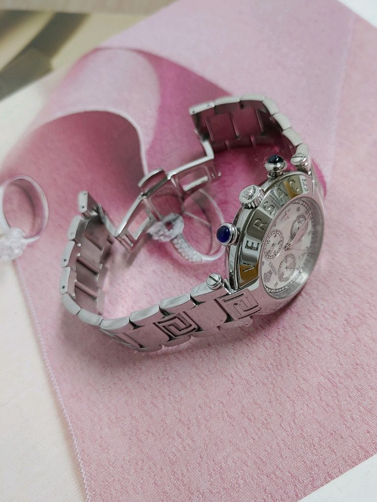 베르사체 다이아 자개판 크로노메탈시계(공용) 이미지