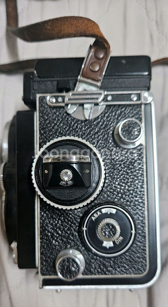롤라이플렉스 중형 필름카메라--1