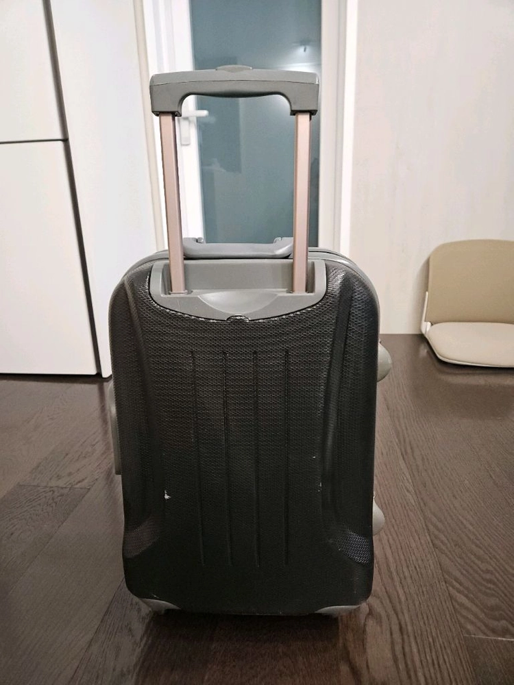 던롭 여행용 가방 팝니다 이미지