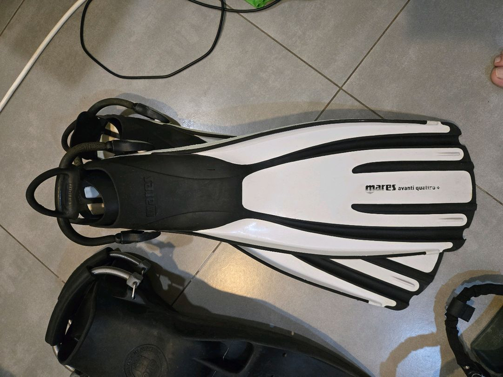 스쿠버프로 마레스 OMS 핀 오리발 제트핀 이미지