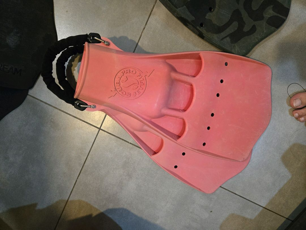 스쿠버프로 마레스 OMS 핀 오리발 제트핀 이미지