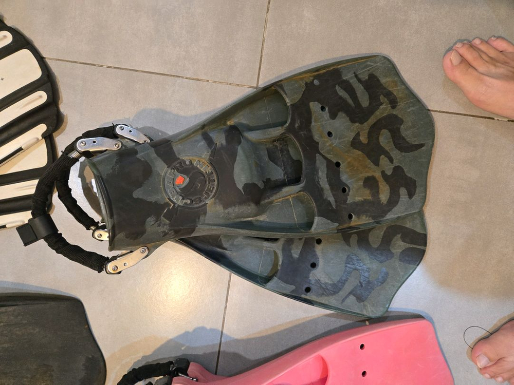 스쿠버프로 마레스 OMS 핀 오리발 제트핀 이미지